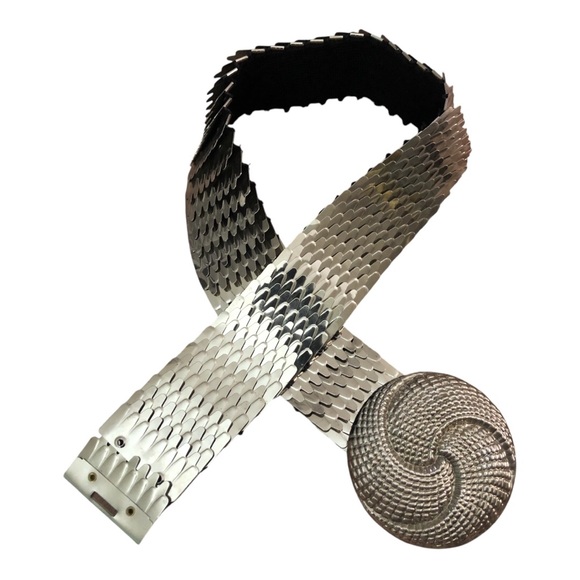 🌟Vintage Metal Belt Silver Snake Fish Scale Disco Elastic Stretch floral buckle🌟 - Picture 3 of 14